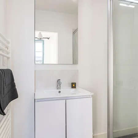 L'echappee Pyreneenne - Cozy, Parking & Hypercentre Lägenhet *