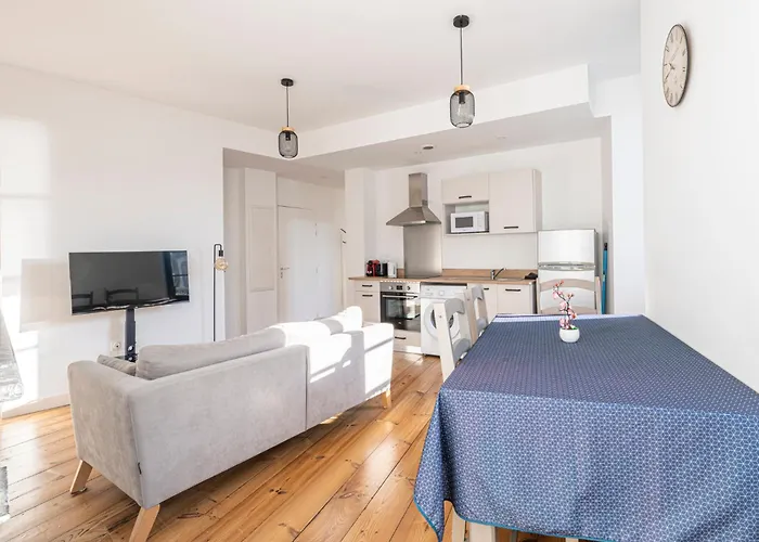 Appartement L'échappée Pyrénéenne - Cozy, Parking&hypercentre Pau